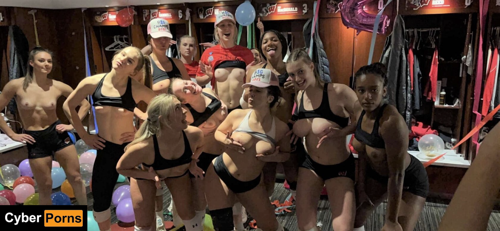Wisconsin volleyball team nude videono showing off her body!!!